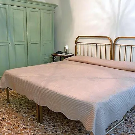 Hotel Seguso 2*