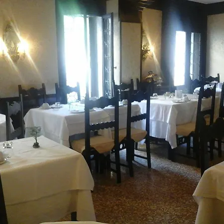 Hotel Seguso 2*