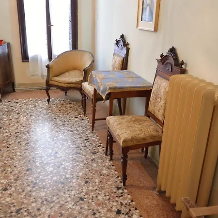 Hotel Seguso 2*