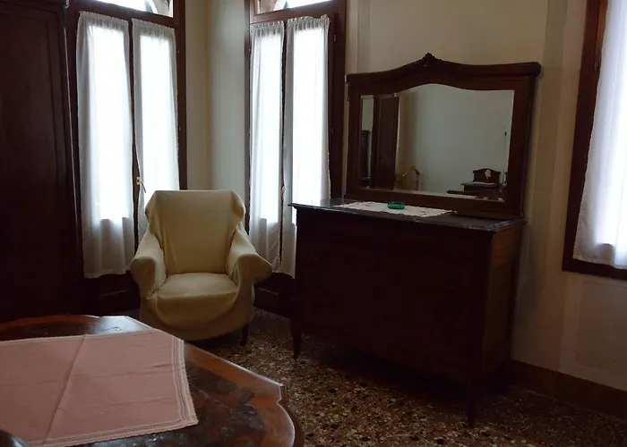 Seguso 2* البندقية